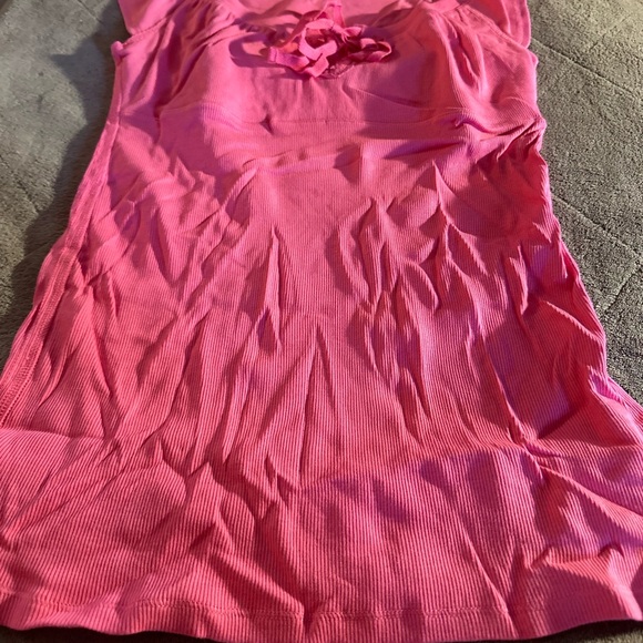 NWOT VICTORIA’S SECRET BRA IN TOP (SMALL) - Picture 2 of 8